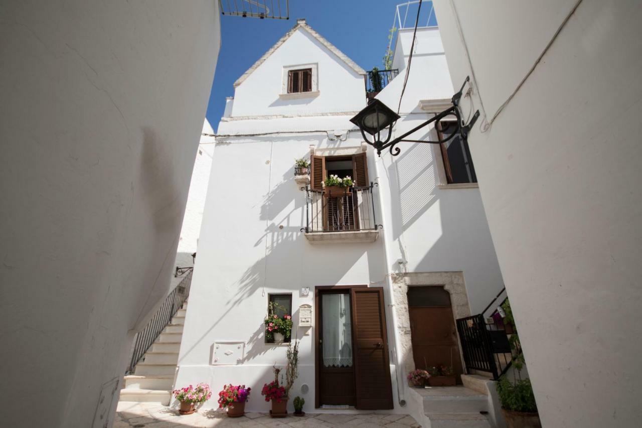 Il fiore nel borgo Villa Locorotondo Esterno foto
